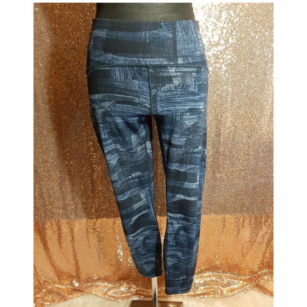 Blue Wunder Under Capri-Yoga Workout Pants